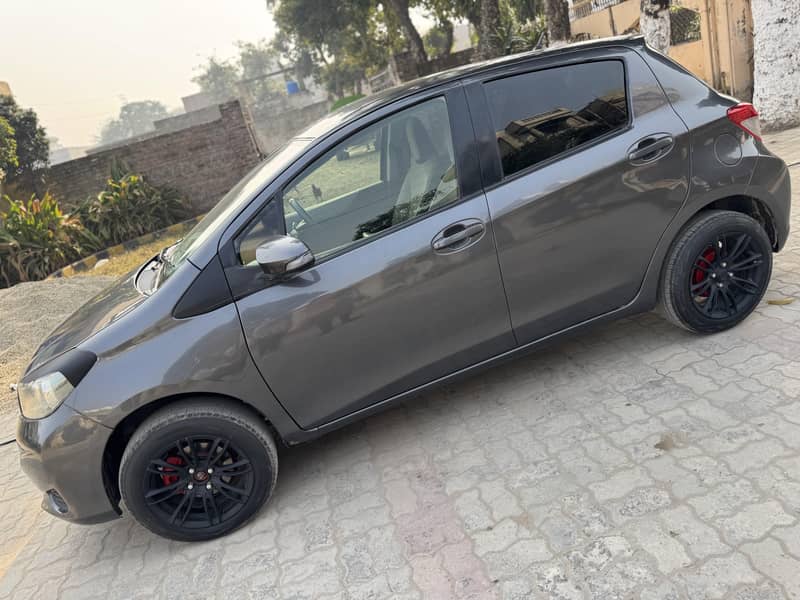 Toyota vitz 13 16

                                                            alt=