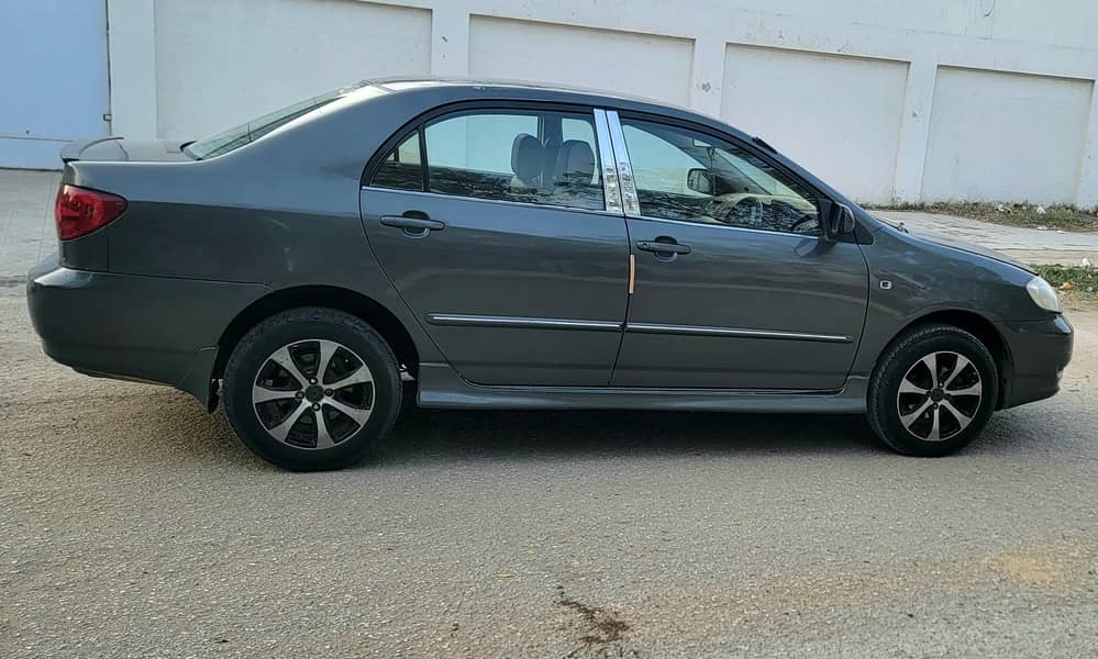 Corolla S E Saloon

                                                            alt=