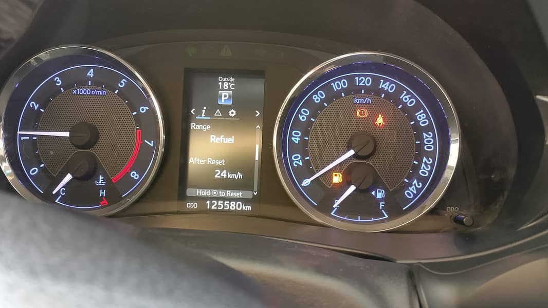 Toyota Altis Grande 2017

                                                            alt=