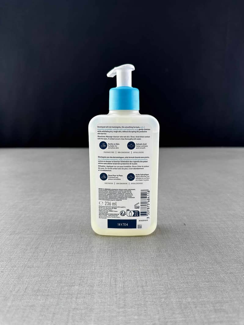 CeraVe SA Smoothing Cleanser

                                                            alt=