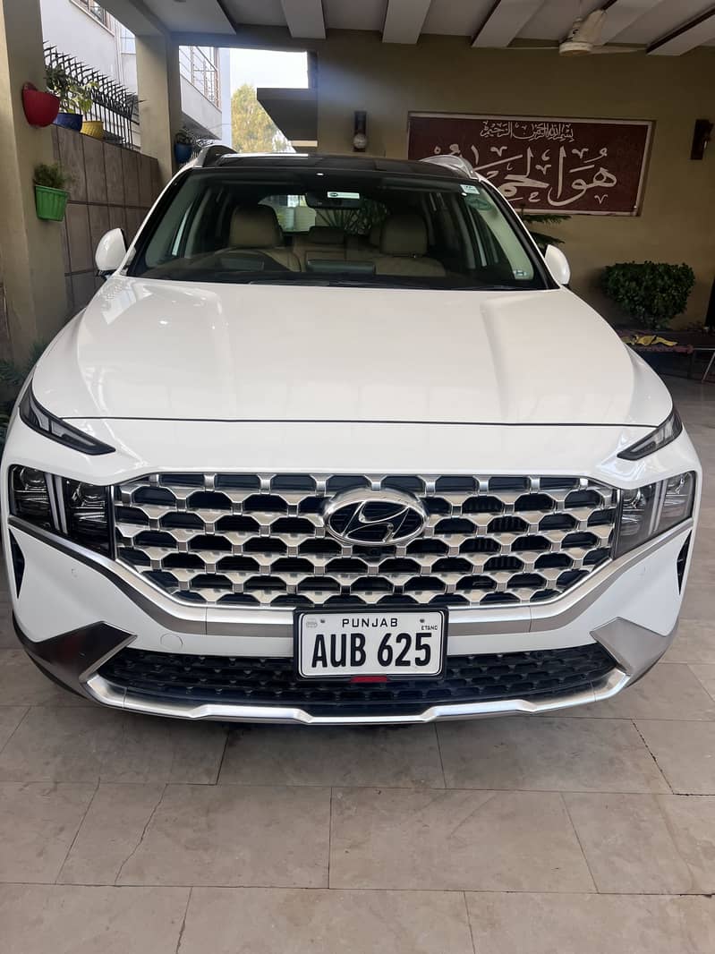 Santa Fe signature for urgent sale

                                                            alt=