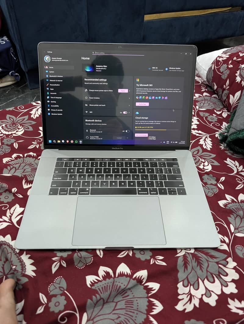 MacBook Pro 16 (2019) | Core i9 | 32GB RAM | 512GB SSD

                                                            alt=