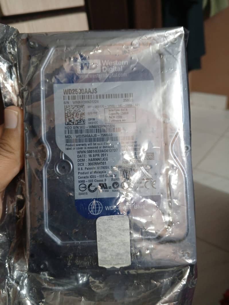 Hard Disk for Sale. 250 gb and 320 gb.

                                                            alt=