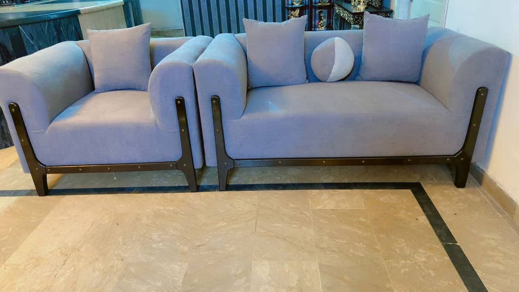 urgent home furniture for sale sofa set | bed set| sofa table| decor

                                                            alt=