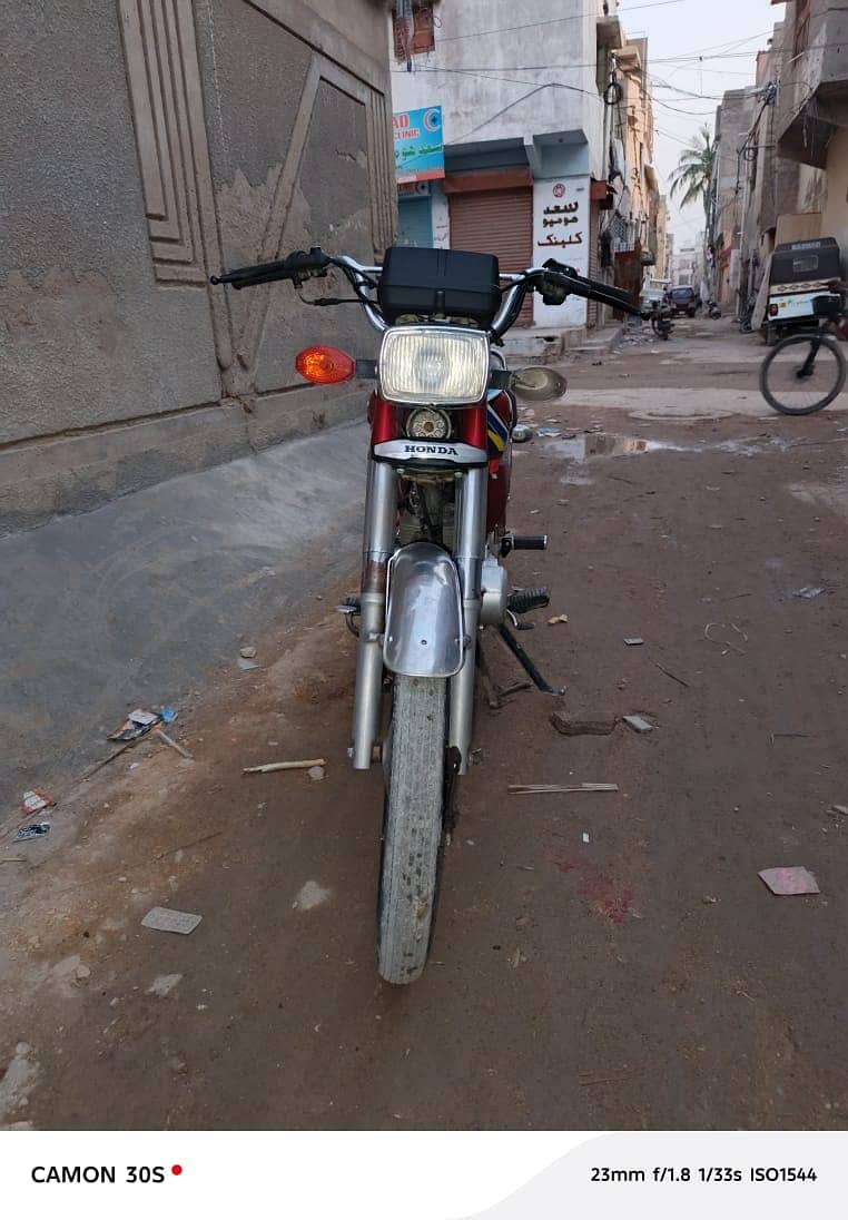 Honda CG 125 – 2018 Model | Genuine & Well Maintained

                                                            alt=