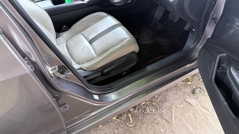 Honda Civic 2019

                                                            alt=