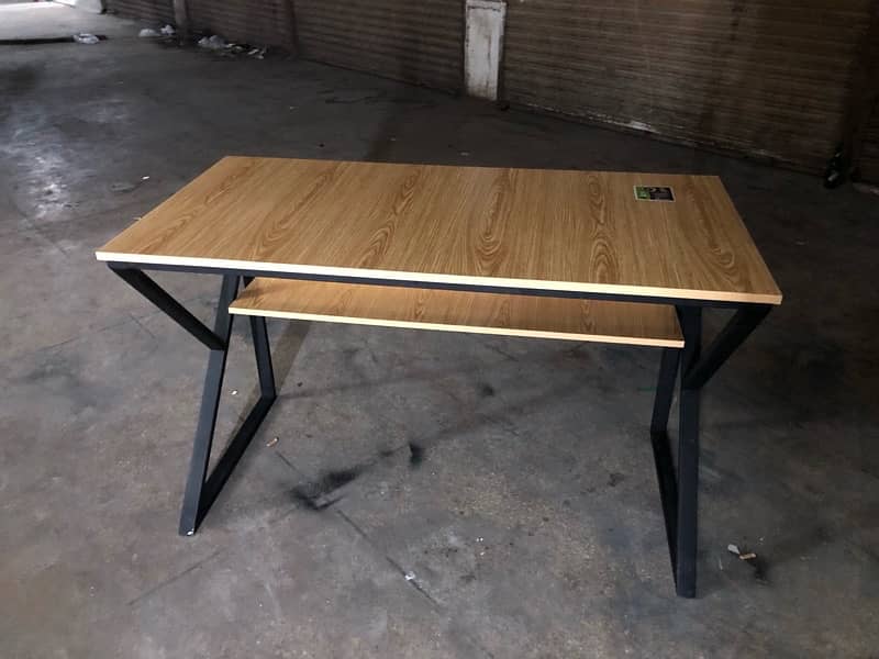 Study Table ,Computer Table Leptop Table Office Table Working Table

                                                            alt=