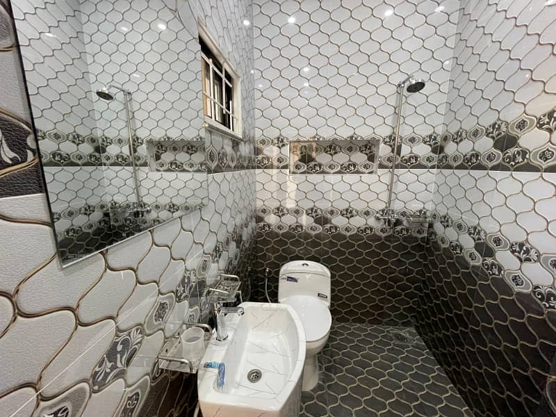 5 Marla Brand New House For Sale in Park View City Tulip Block

                                                            alt=