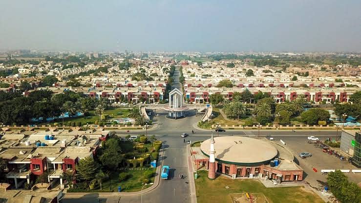 Hot Location 5 Marla Residential Plot For Sale In Alamghir Block Bahria Town Lahore