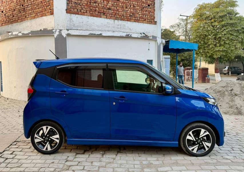 Nissan Dayz  Highway Star 2023 / 2025

                                                            alt=