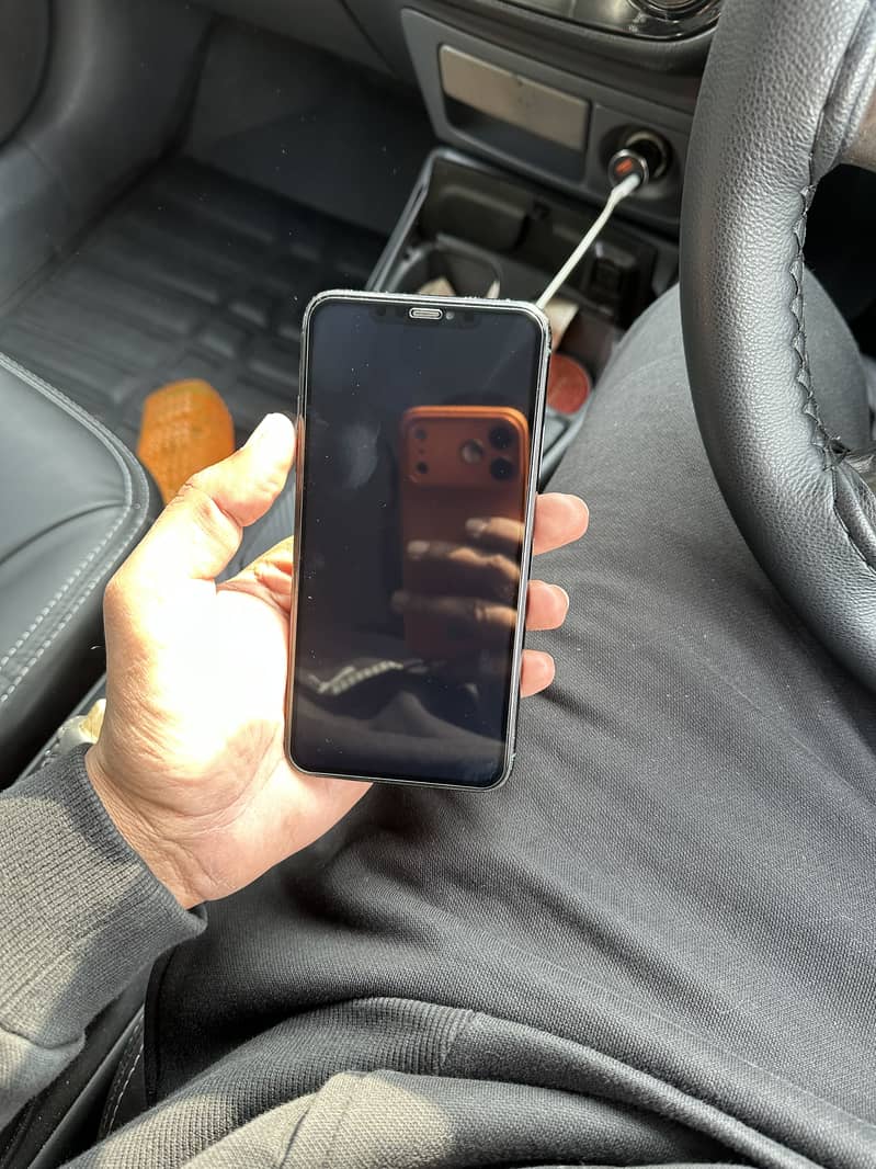 11 pro max pta

                                                            alt=