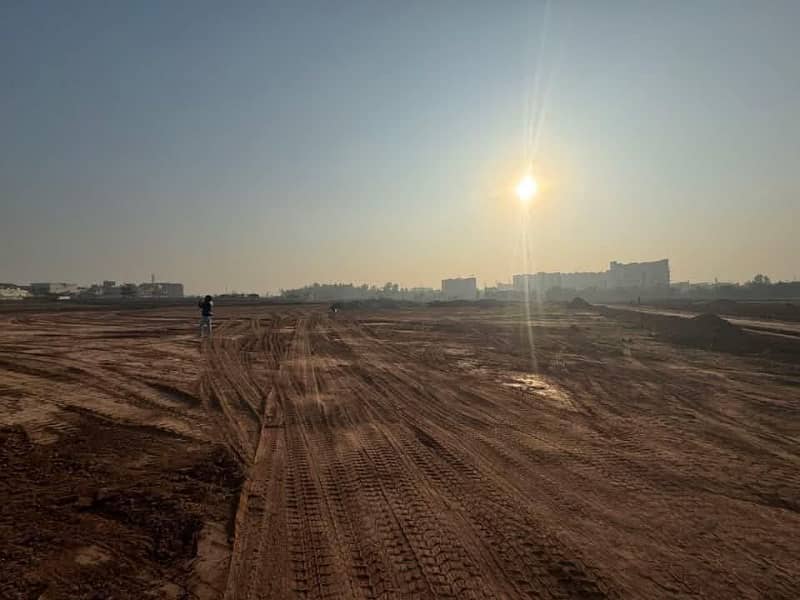 10 Marla Prime Corner Sun Face Plot Block E, DHA Margalla Orchard Park Road Islamabad

                                                            alt=