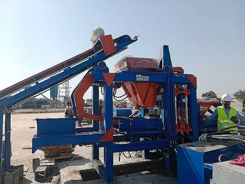 *Automatic tuff tile machine Pakistan, Concrete Paver Making Machine*

                                                            alt=