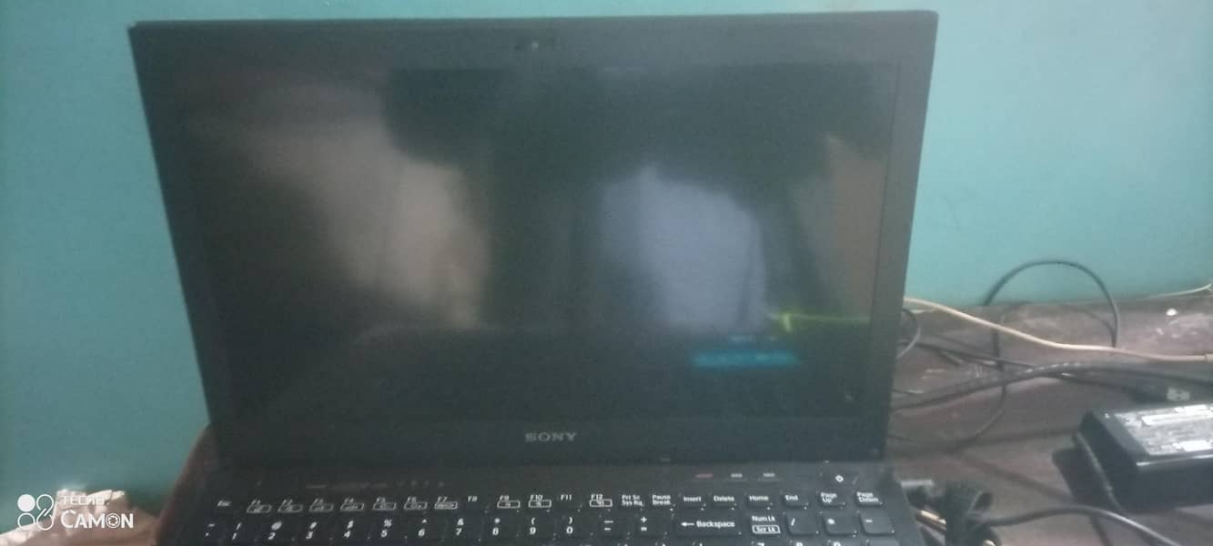 Sony Vaio Laptop | Core i7 3rd Gen | 8GB RAM | 1TB HDD

                                                            alt=