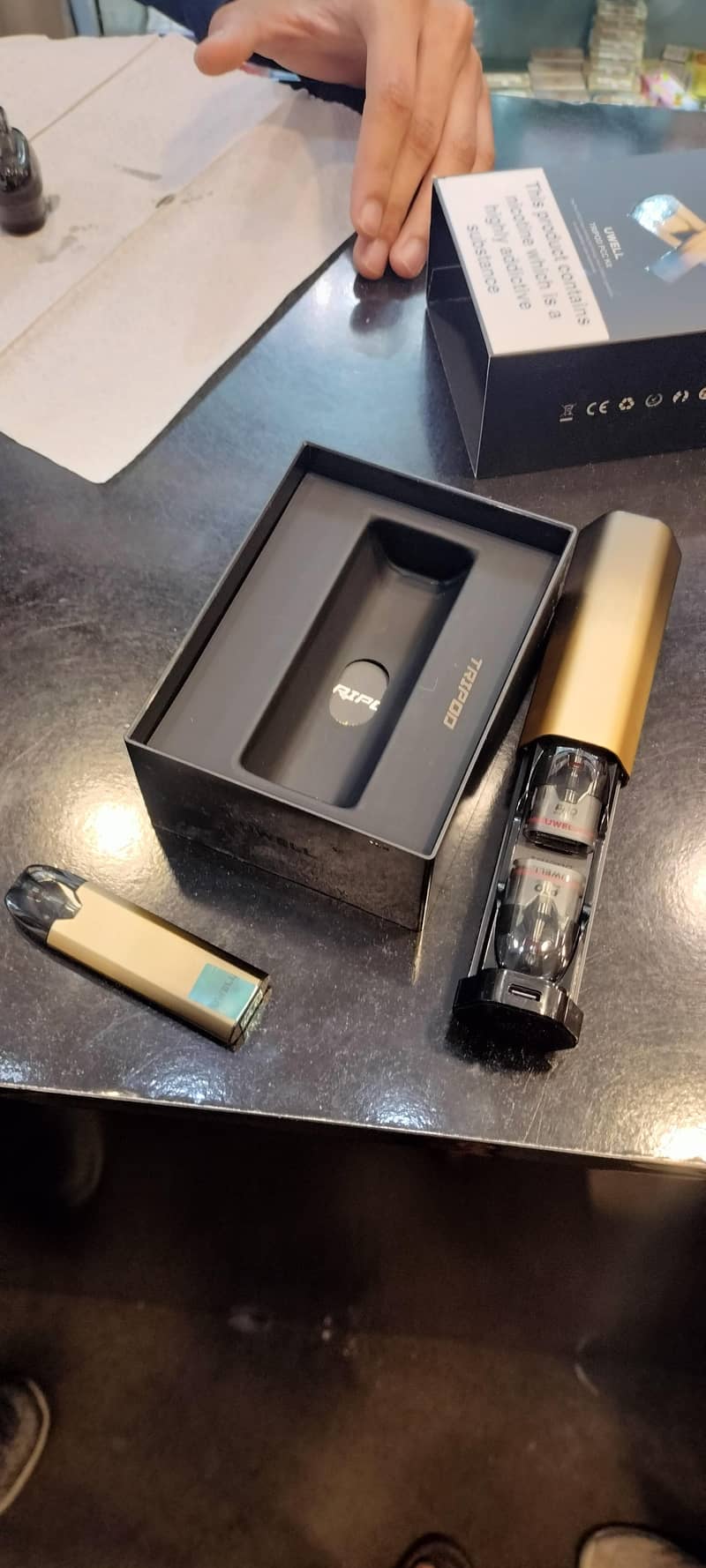 Tripod-UWELL

                                                            alt=