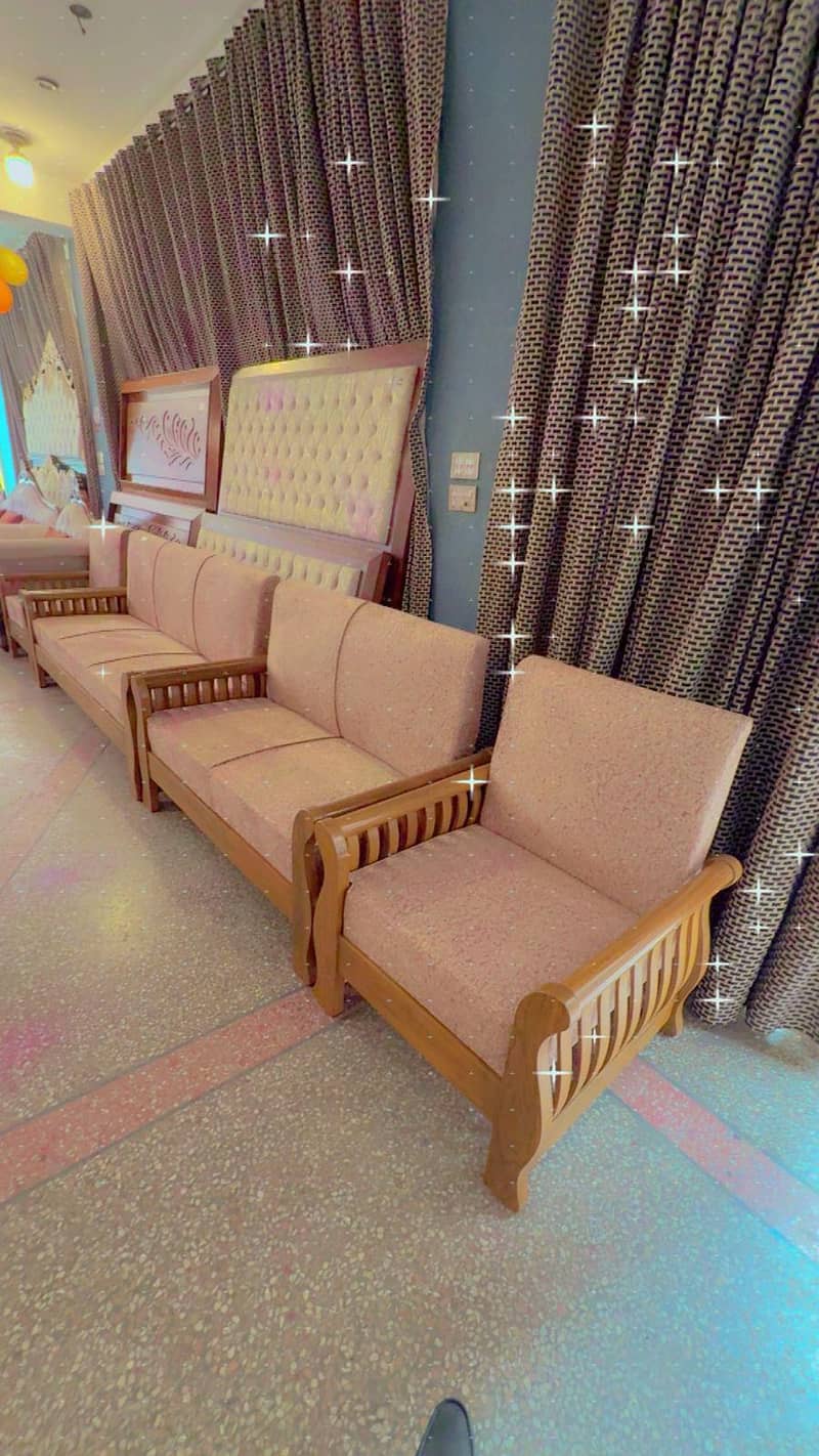 sofa set tokra wala

                                                            alt=