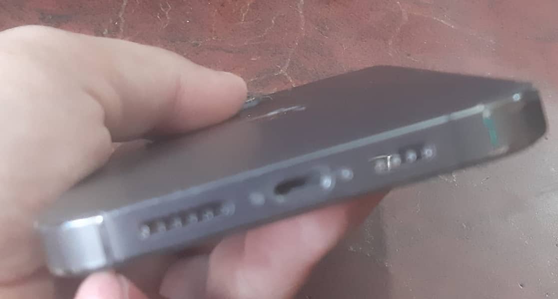 iPhone 13 Pro Max  JV

                                                            alt=