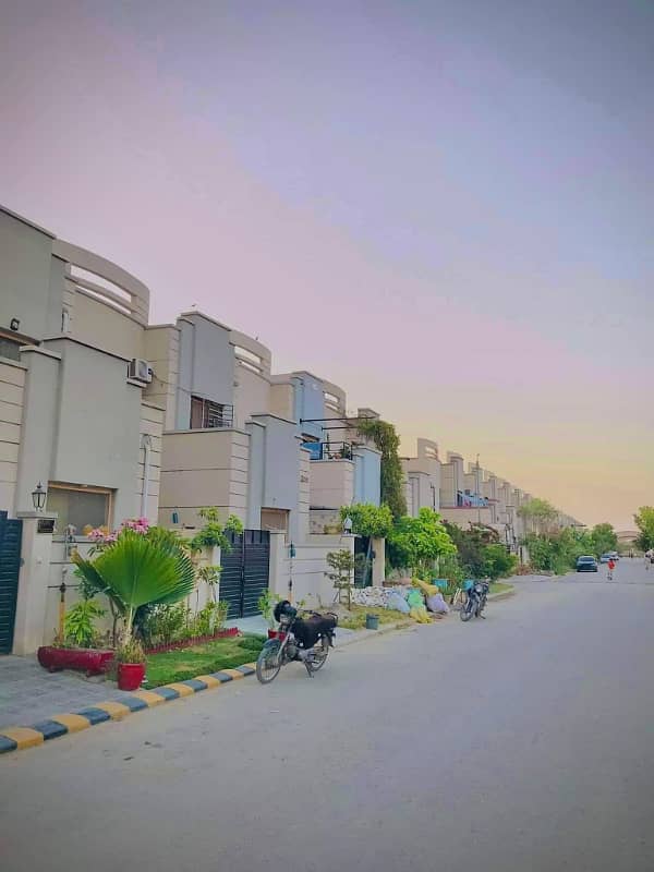 120 RG GOLD 4 BED DD

                                                            alt=