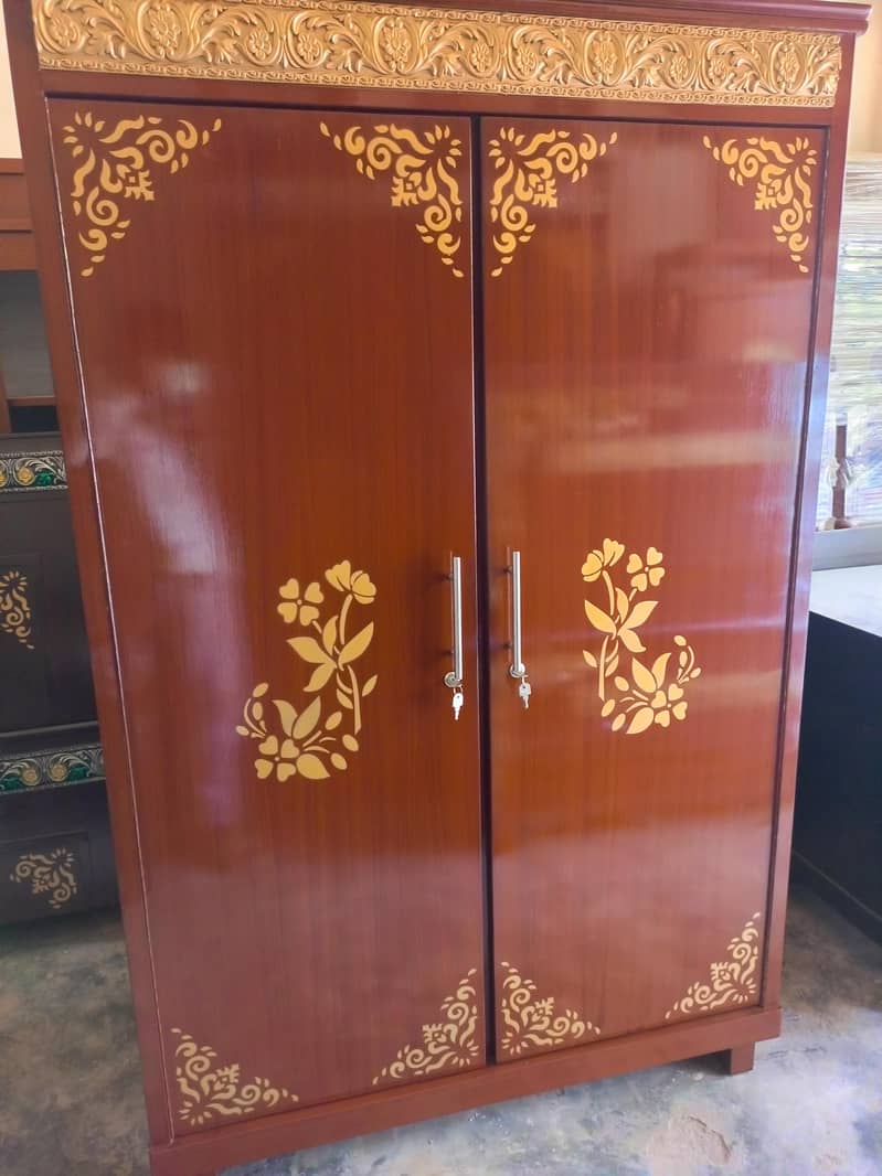 خوبصورت الماری – آپ کے کمرے کی شان

                                                            alt=