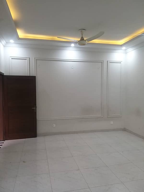 1 Kanal Brand New House for Rent in Khayaban-e-Amin Super Hot Location

                                                            alt=