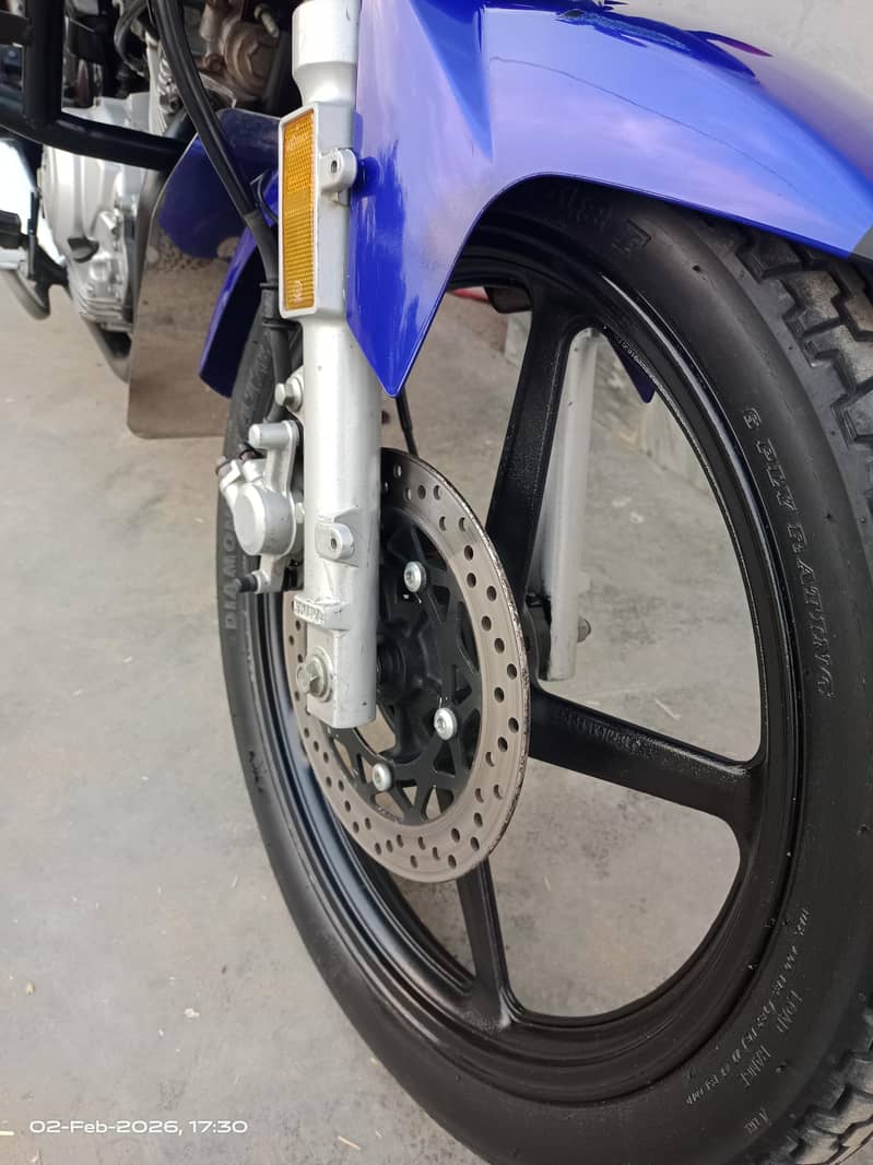 Yamaha YBR Good condition

                                                            alt=