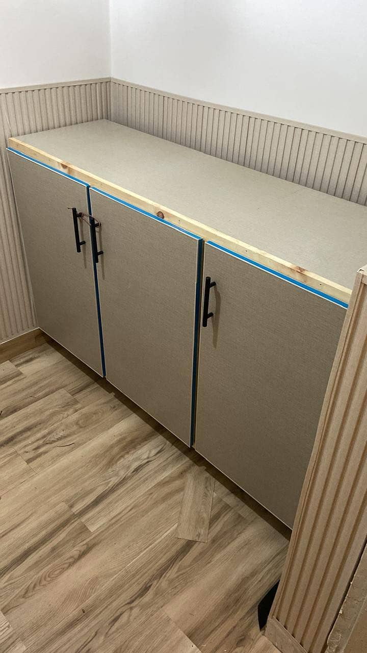 Cabinet

                                                            alt=