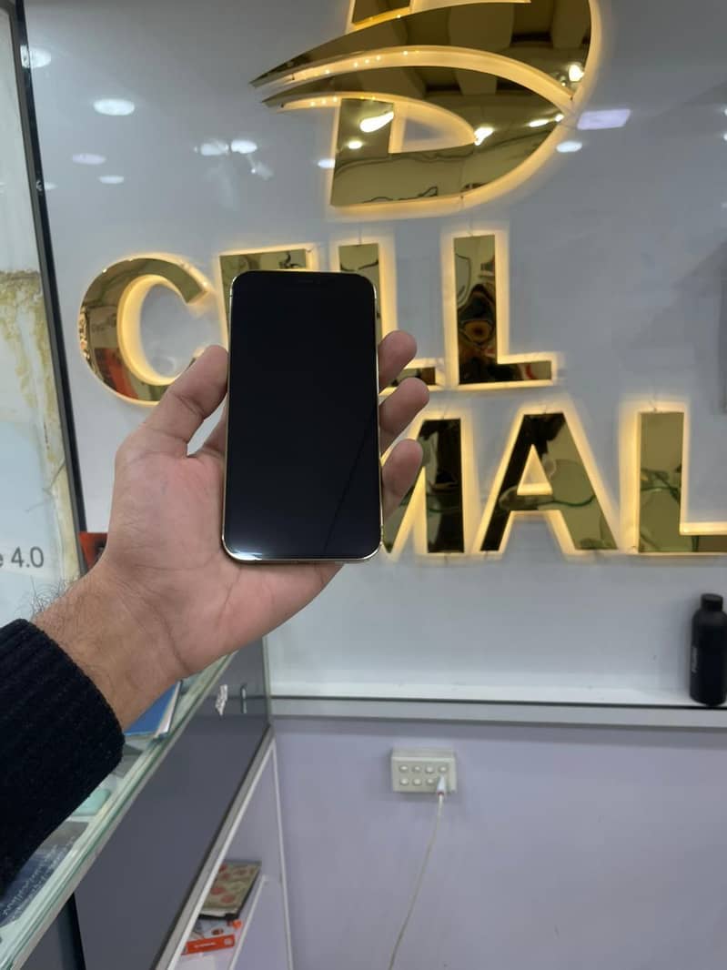 iPhone 12 Pro 128GB PTA Approved | 100% Battery

                                                            alt=