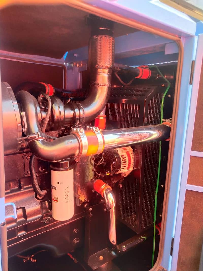 Generator 200KVA Cummins Slightly Used Diesel Generator

                                                            alt=