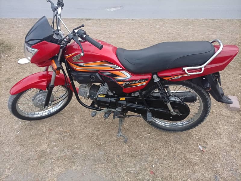 Honda Pridor(100)

                                                            alt=