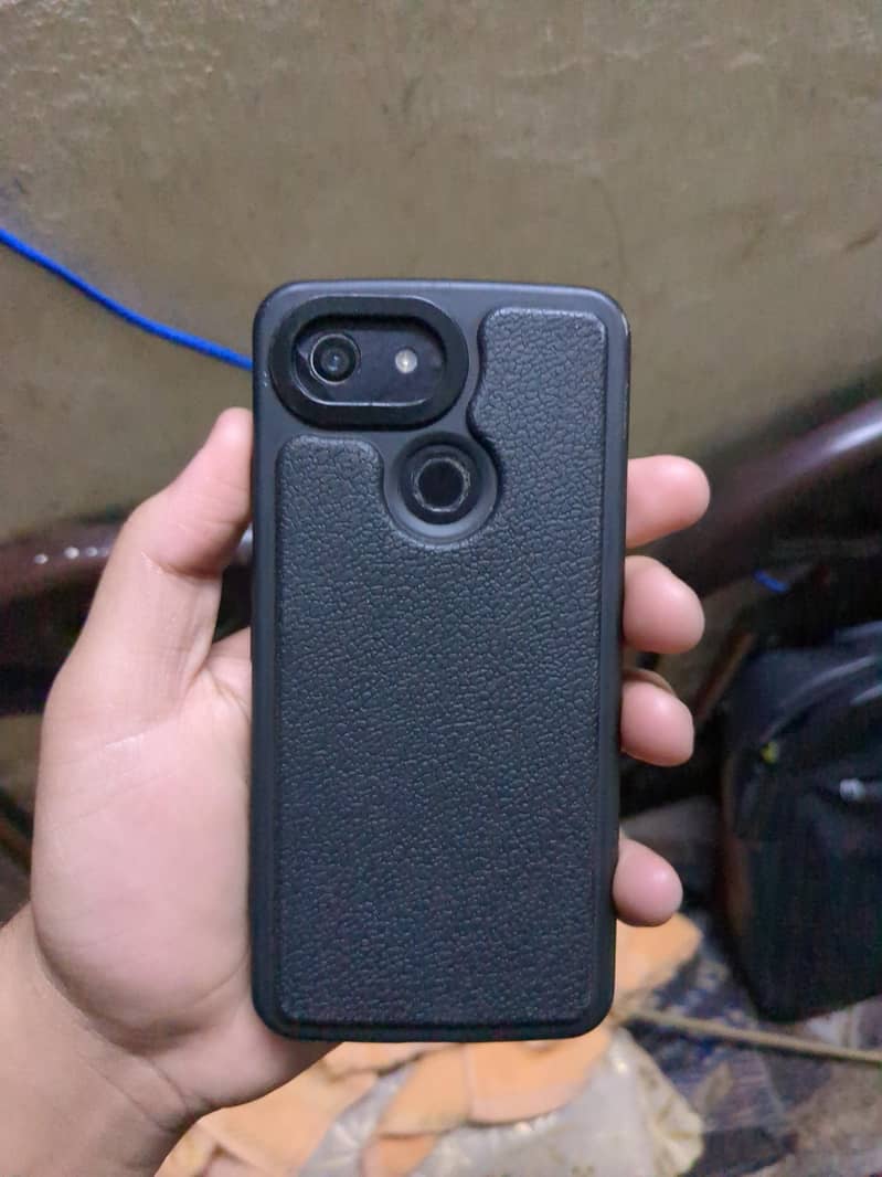 Pixel 3

                                                            alt=