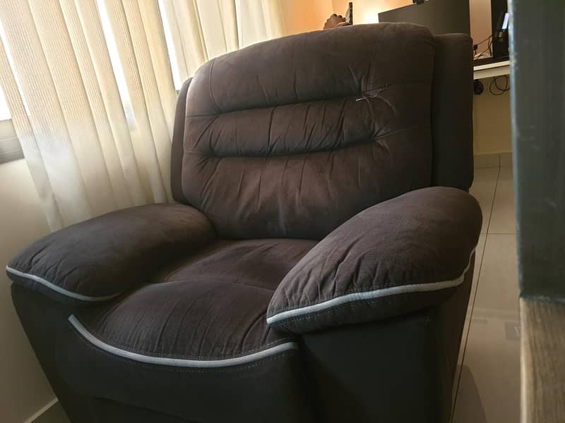 Recliner - Great quality

                                                            alt=