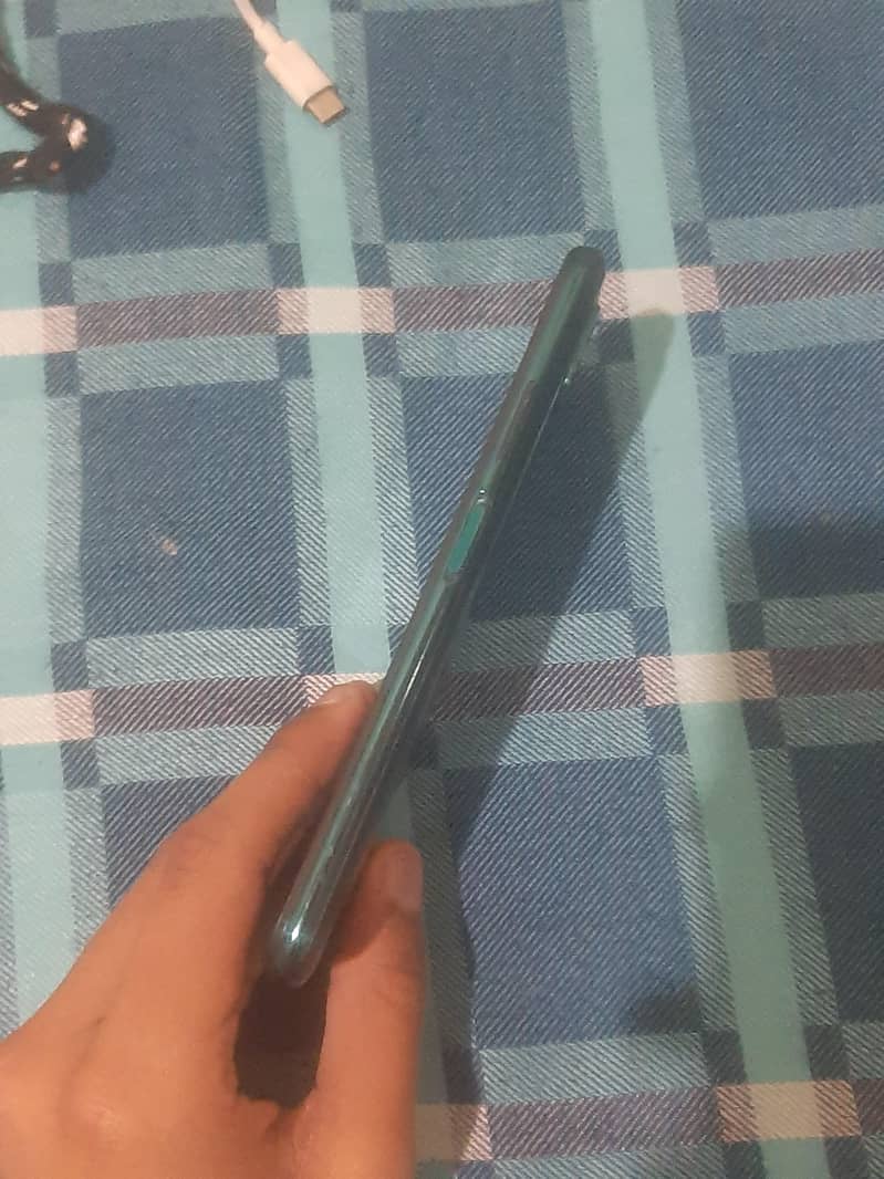 exchange possible ha . bohat  Acha mobile ha

                                                            alt=