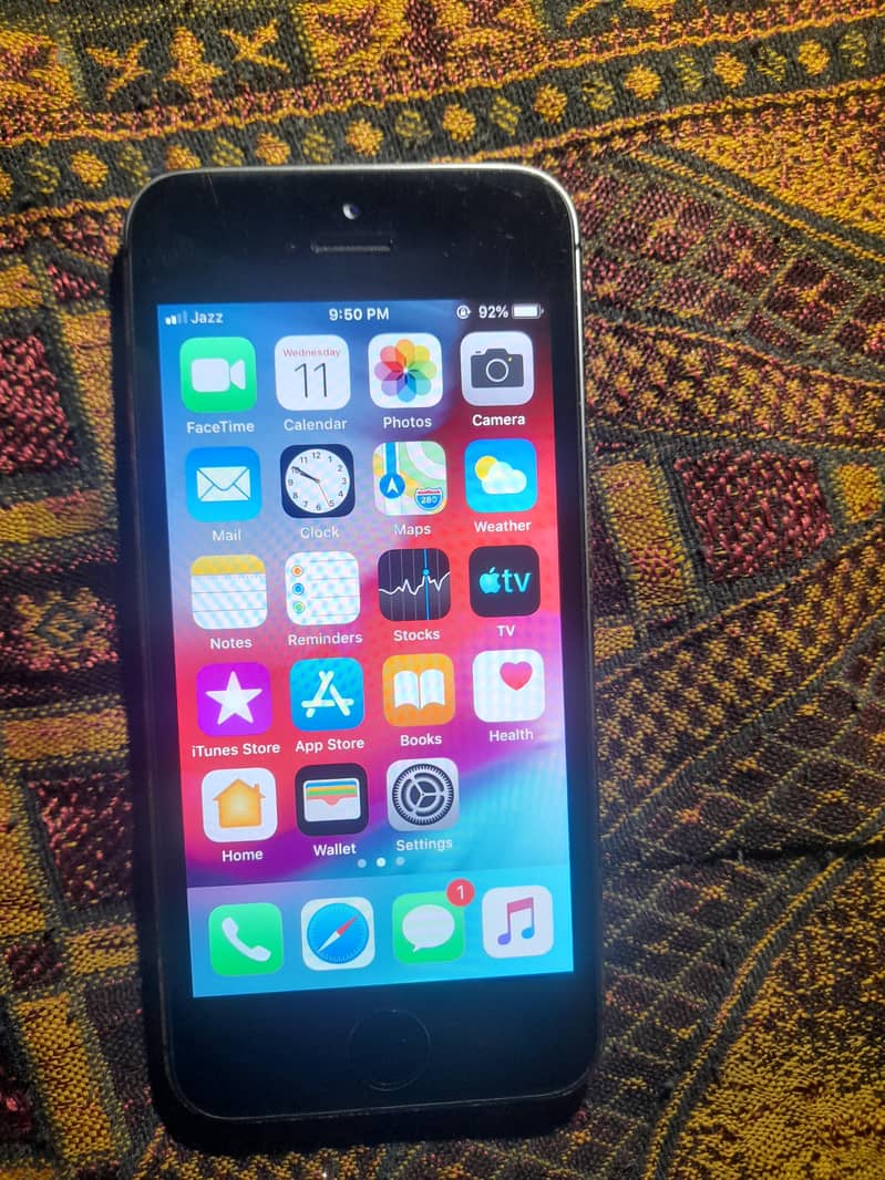 iphone5s

                                                            alt=