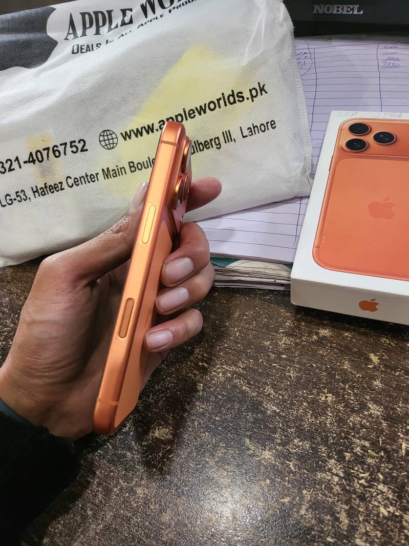 Apple iPhone 17 Pro 256GB Orange | Box

                                                            alt=