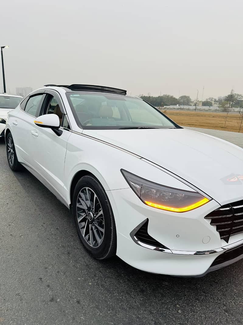 Self Drive Rent a Car Weekly & Monthly / Civic, Grande, Cultus, Sonata

                                                            alt=