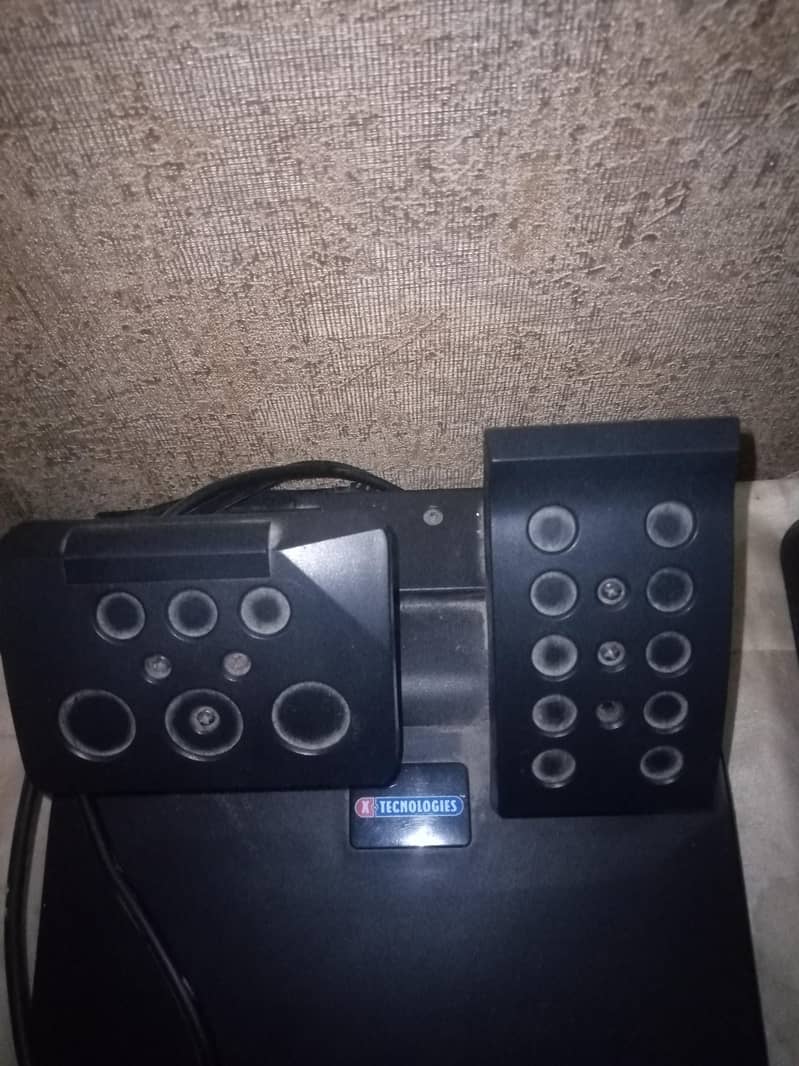 Steering wheel for gaming

                                                            alt=