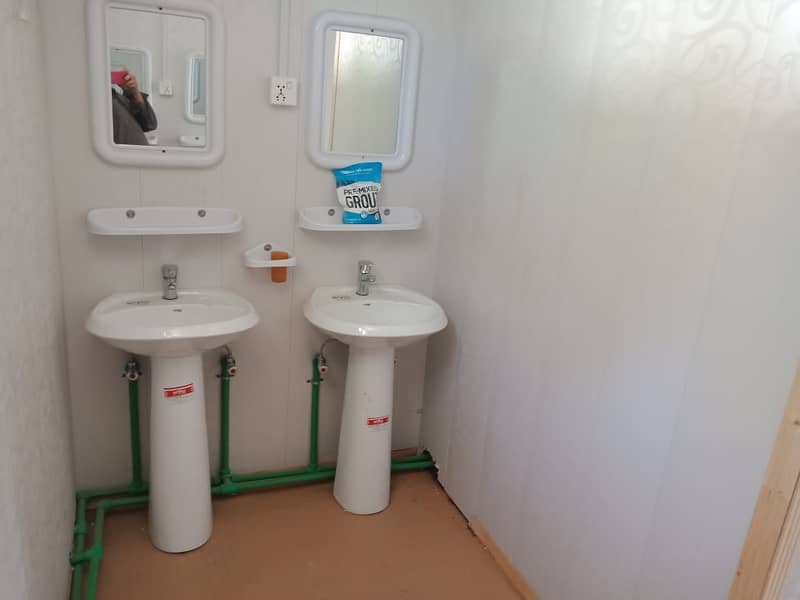 Site office container office marketing prefabricated rooms for guards

                                                            alt=