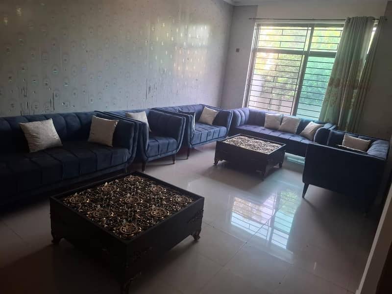 Luxary sofa set/loung sofa set/Poshish sofa set/6 seater sofa set

                                                            alt=