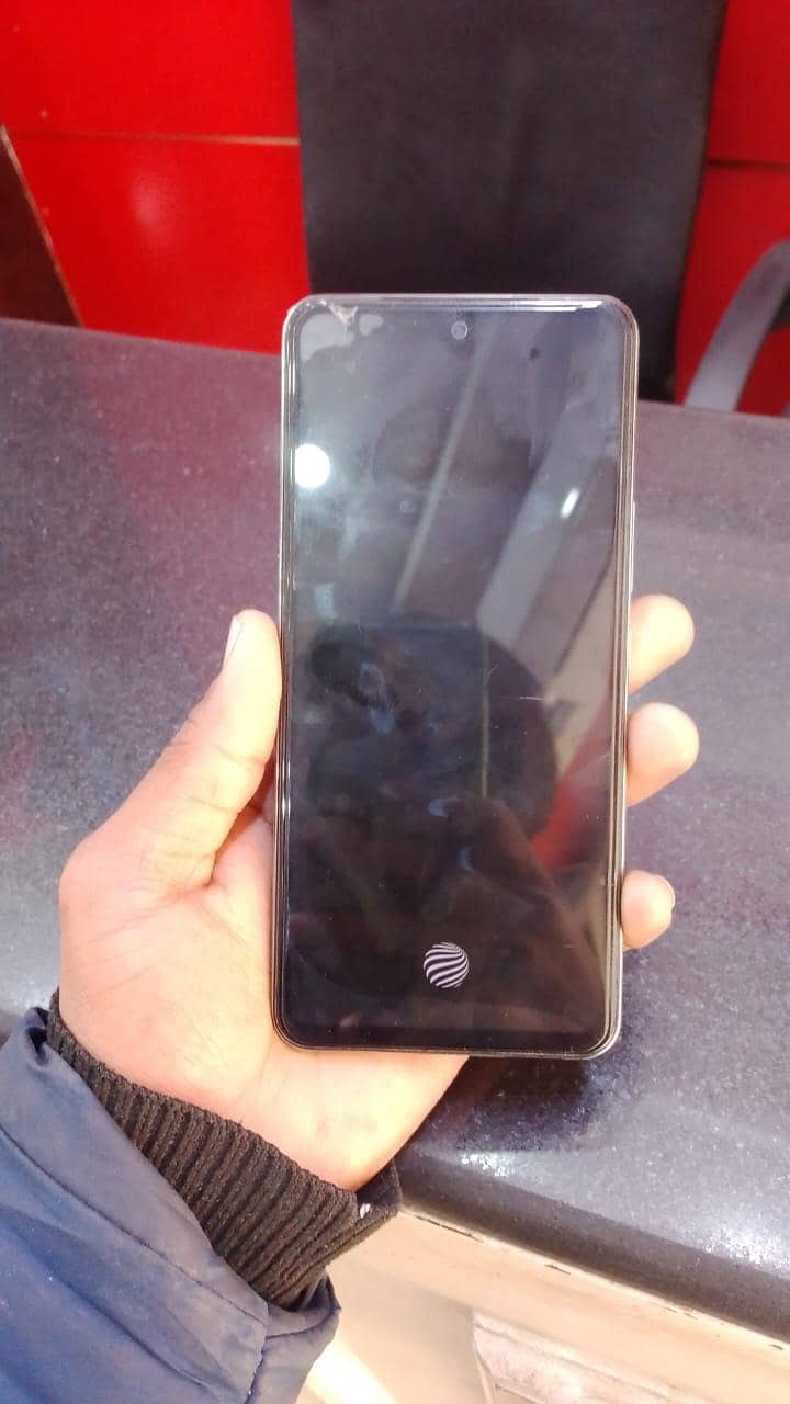 vivo y200

                                                            alt=