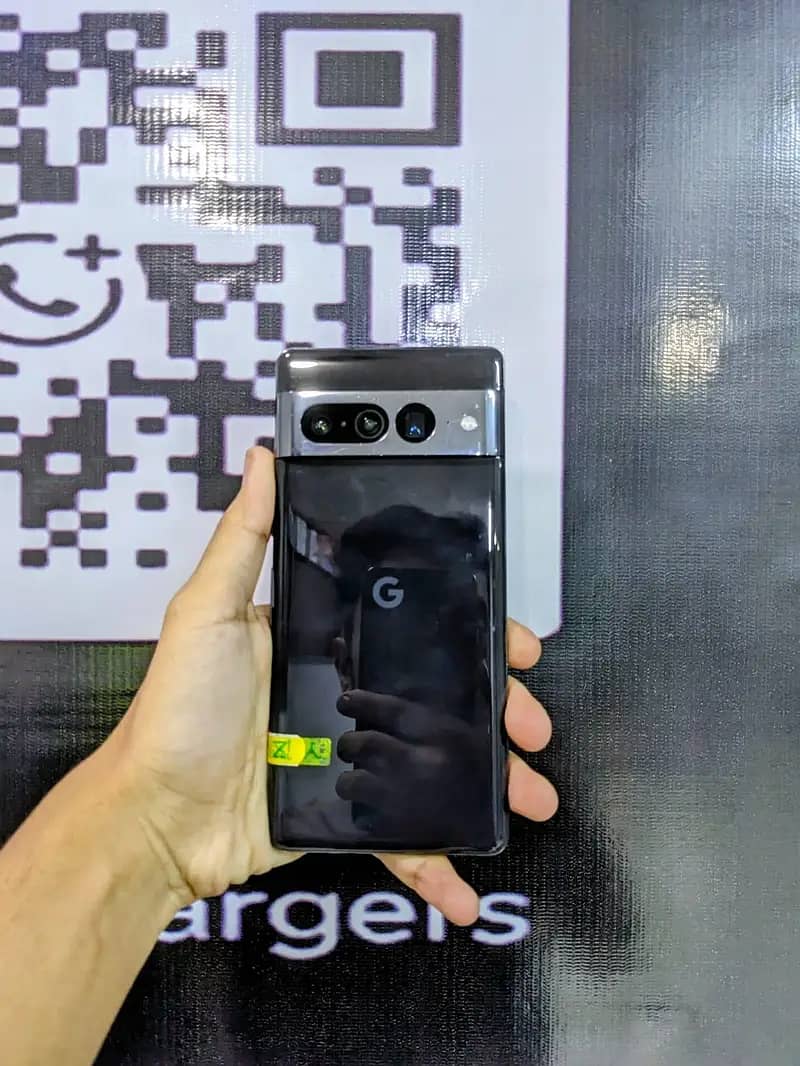 Google Pixel 7 Pro

                                                            alt=