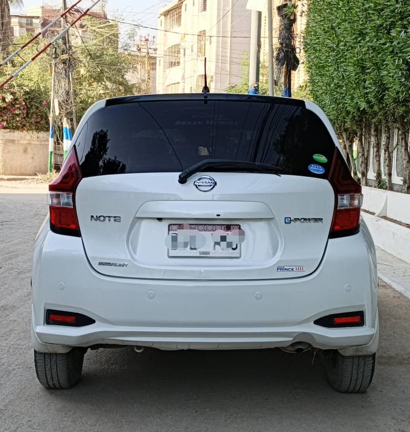 "NISSAN NOTE E POWER"  "MEDALIST"  " TOP OF THE LINE "

                                                            alt=