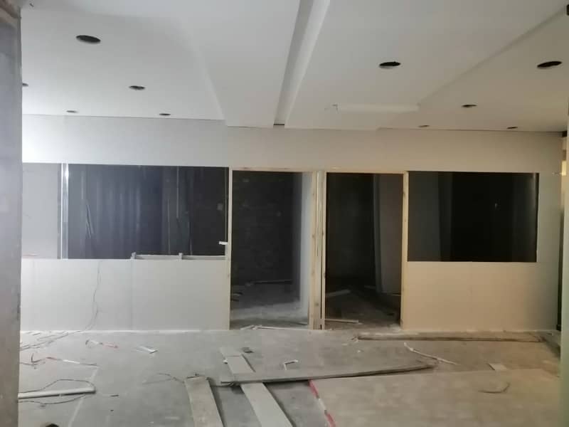 Partitions | Wooden Glass | Gypsum Glass 600-800 Rs/Sq /Plywood 350

                                                            alt=