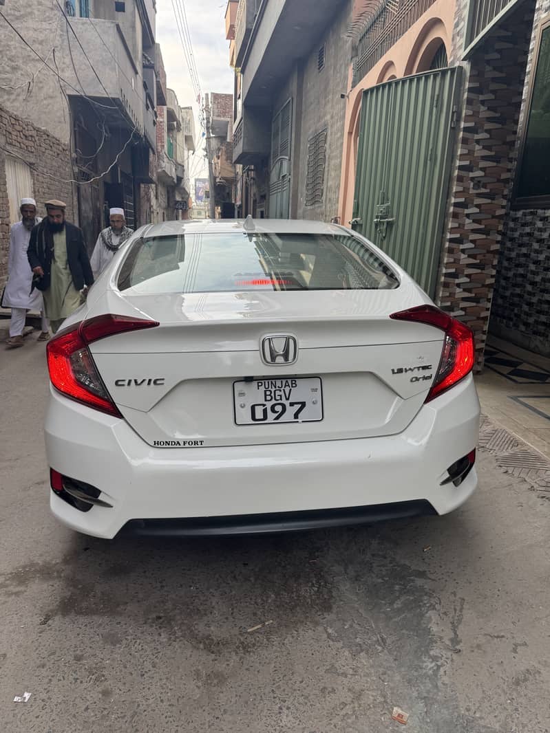 Honda Civic ug 2020

                                                            alt=
