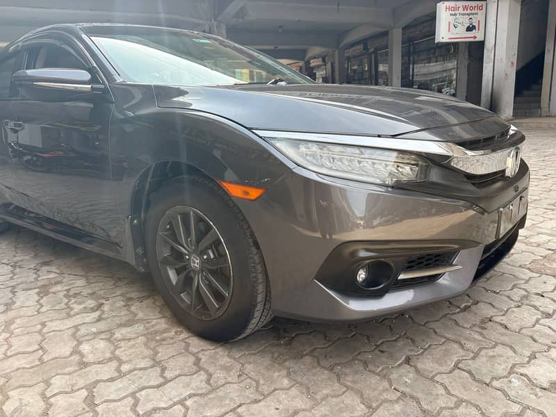 Honda Civic Oriel 1.8 i-VTEC CVT 2020

                                                            alt=