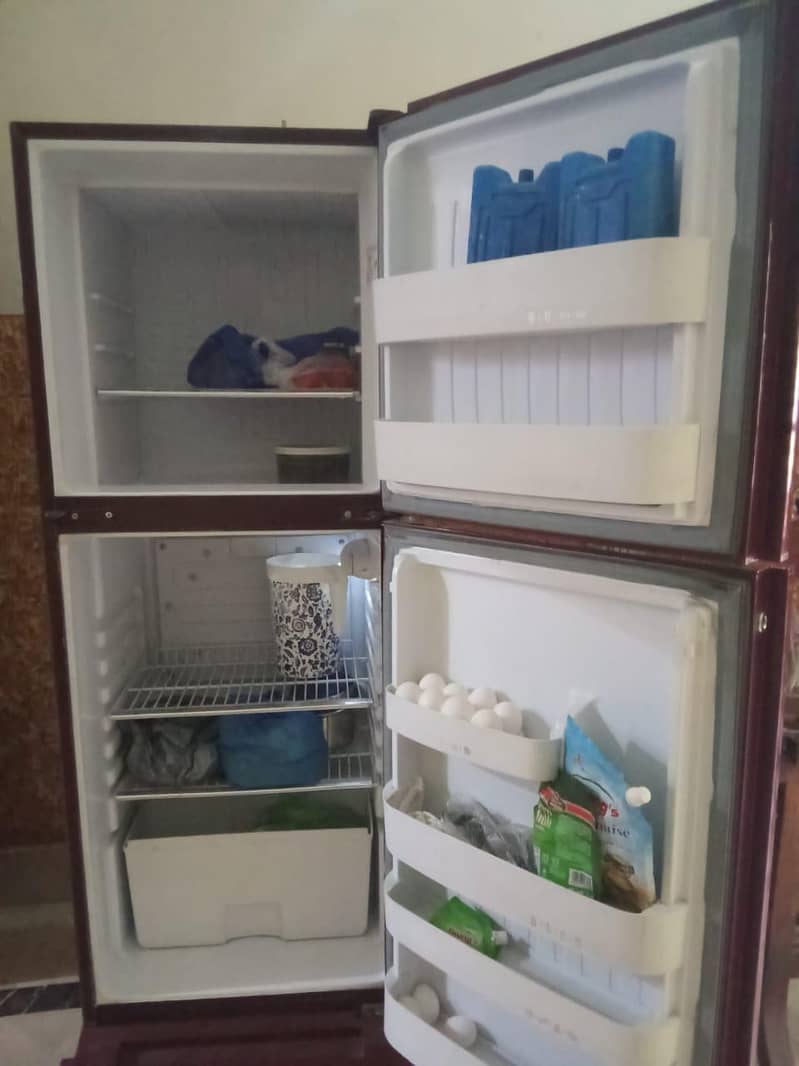 Orient Ruby Series Glass Door Refrigerator – GD 260 Ltr | Double Door

                                                            alt=