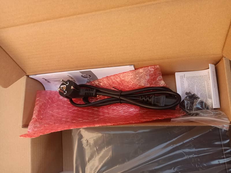 Dahua 16 Port POE Switch brand New

                                                            alt=