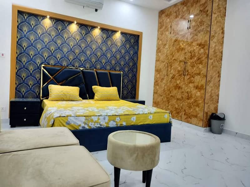 Par Day short time One BeD Room apartment Available for rent in Bahria town phase 4 and 6 empire Heights 2 Family apartment

                                                            alt=