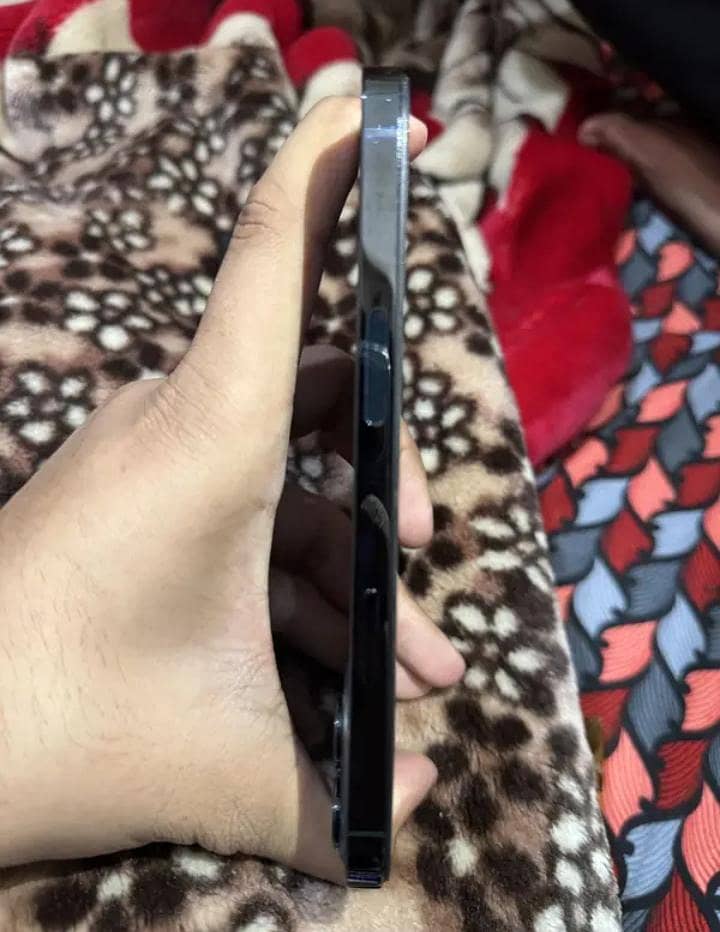 iphone 12 pro max fu Exchange possible

                                                            alt=