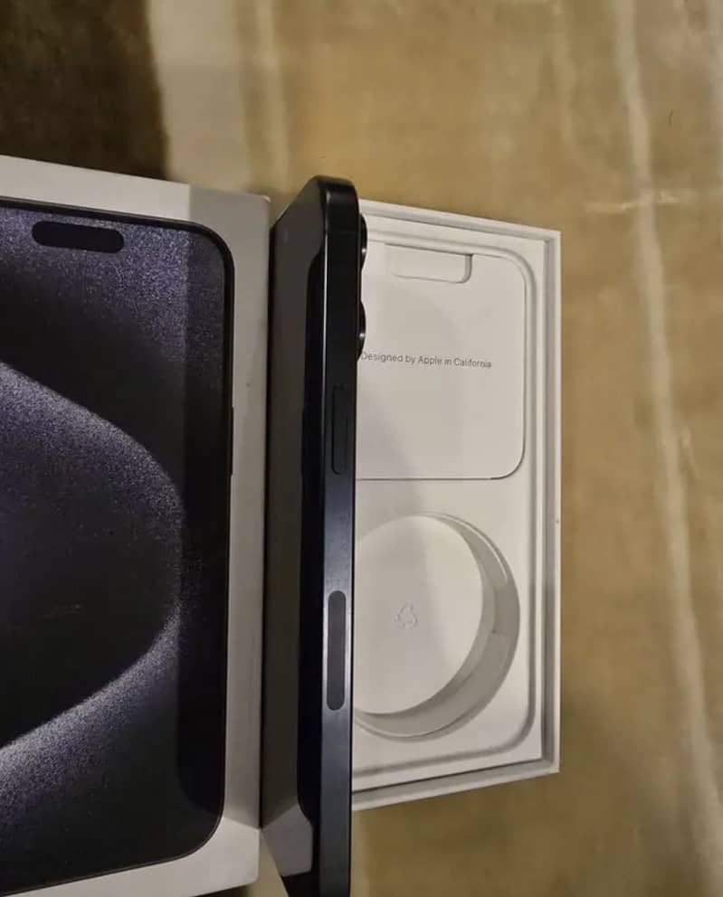 iPhone 15 Pro Max | Factory unlock | 256 GB | Waterpack | 10/10

                                                            alt=