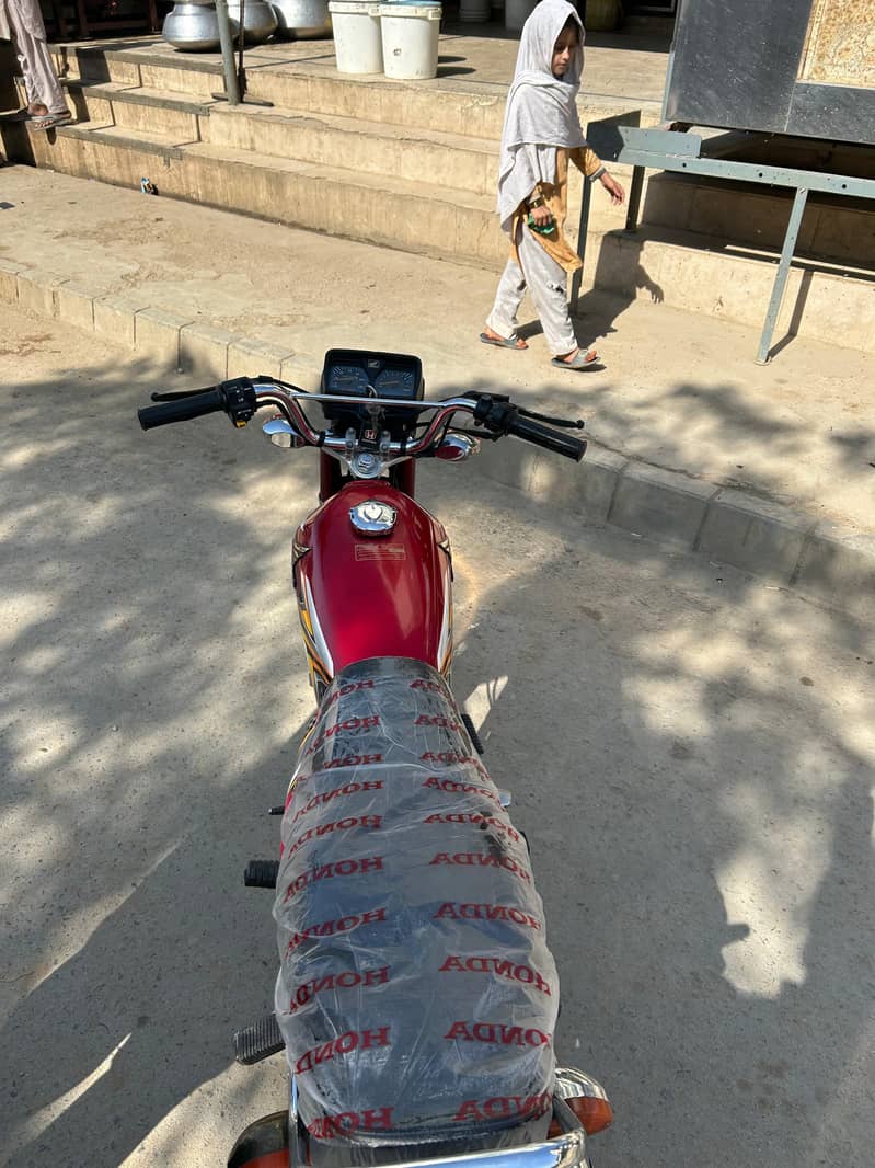 HONDA 125 25

                                                            alt=